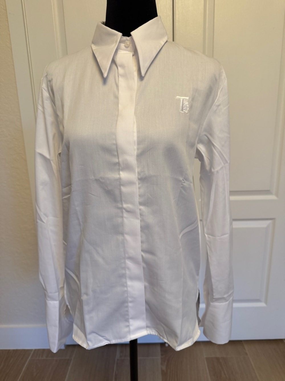 Tod's Classic White Long-Sleeve Button Up Down  Dress Shirt with Monogram
